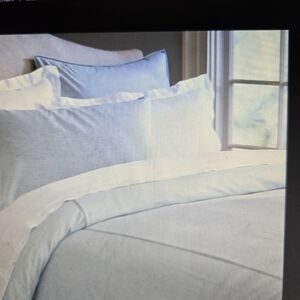 Pottery Barn Chambray Duvet Cover - King/Cal King - Light Blue - Cooling
